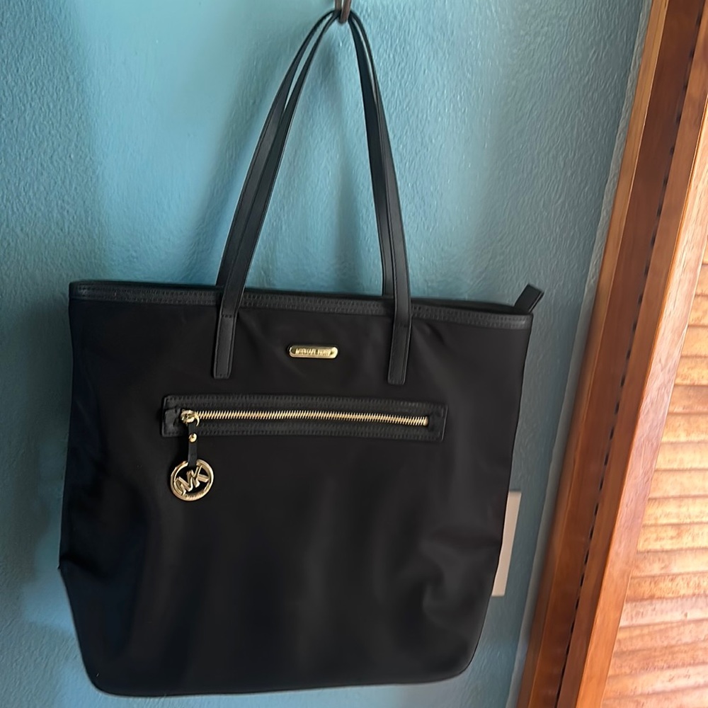 Black Michael Kors Tote Bag